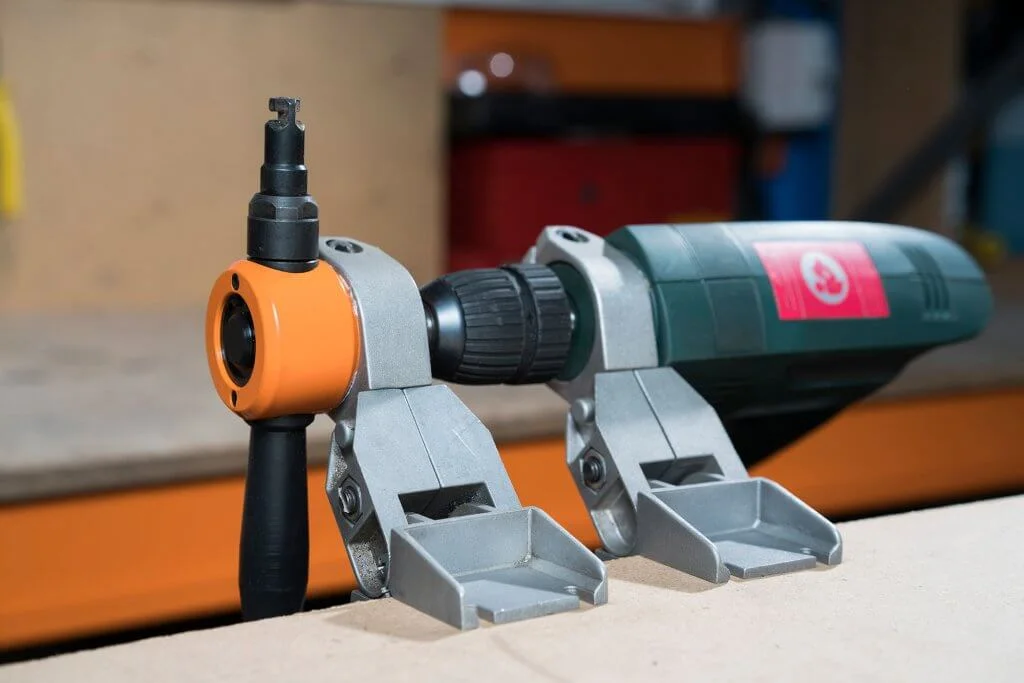 Professional Nibbler Bench Mounted Precision Cutting 1024x683 1