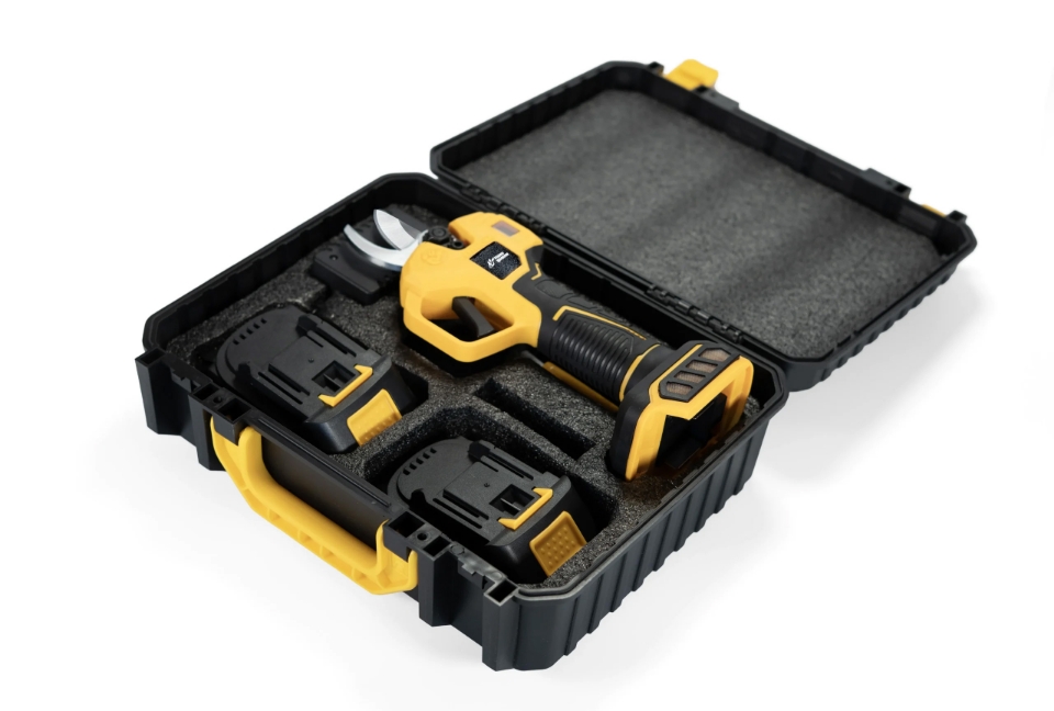 Cordless Pruning Shear 19 Scaled 1